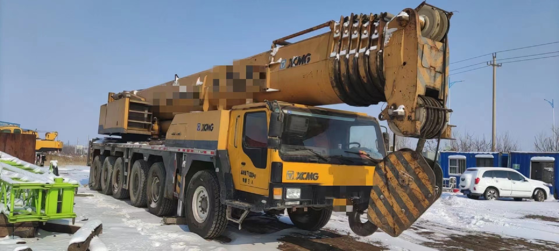 Merek Cina bekas XCMG QAY160 dengan derek truk bergerak segala medan seberat 160 ton Untuk mengangkat berbagai proyek skala besar 2