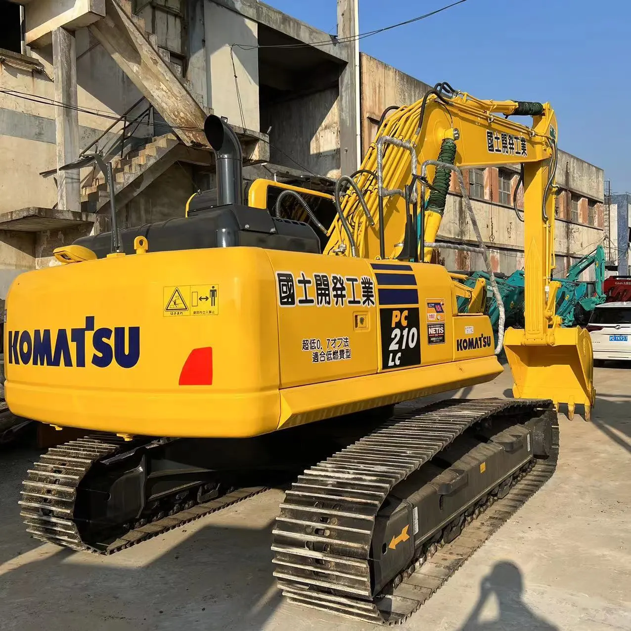 Pelle la moins chère de 21 tonnes KOMATSU, machines hydrauliques PC210-8 avec pièces de rechange de haute qualité 1