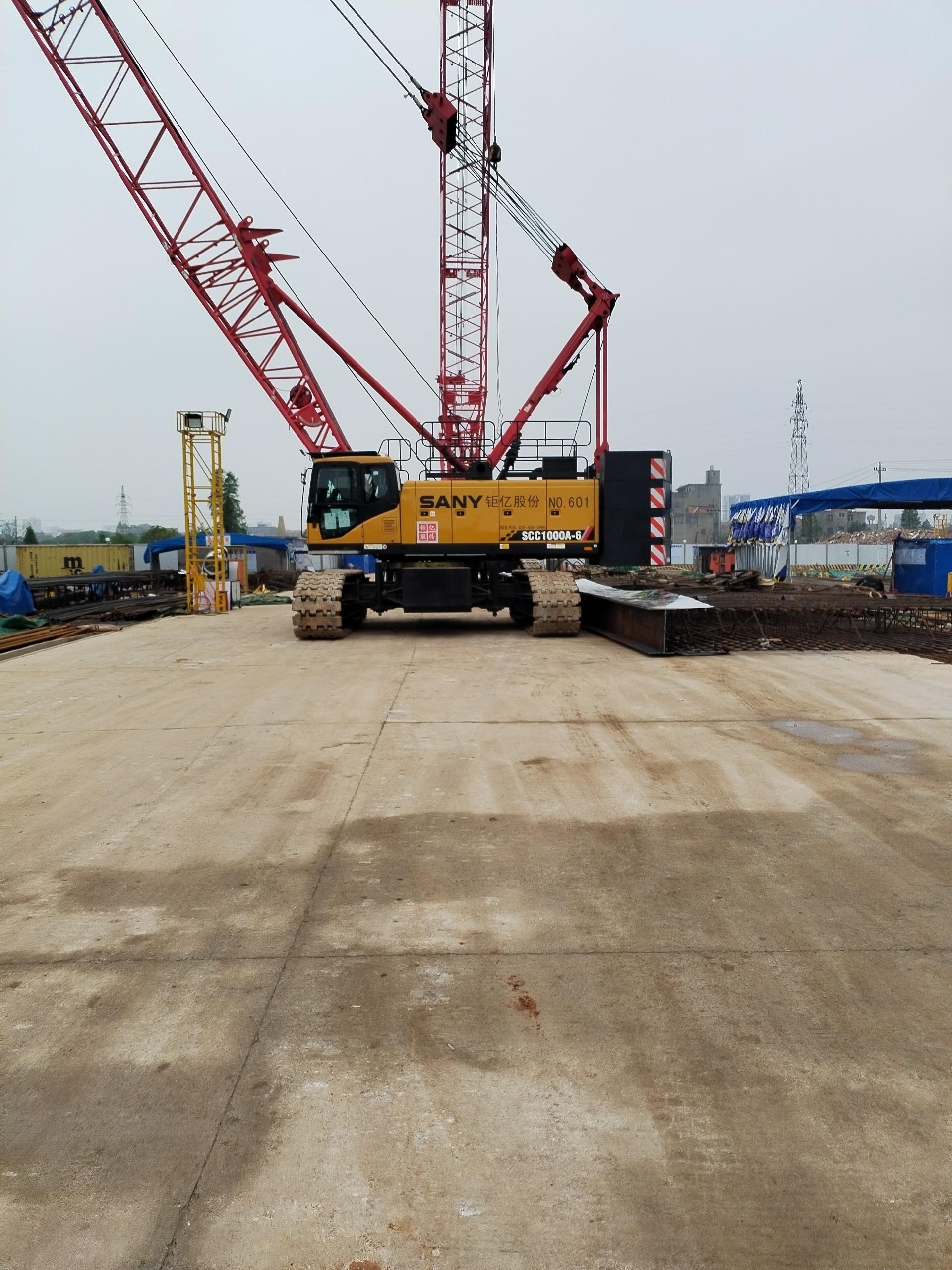 100ton Sany Digunakan crawler crane SCC1000C menggunakan Sany crawler crane 100TON untuk dijual 2