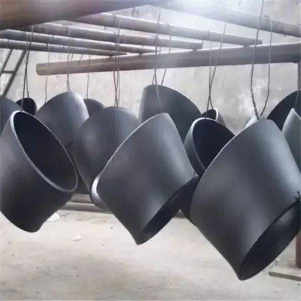 Hot sale butt welding carbon steel pipe fittings elbow / tee / reducer wholesale 1