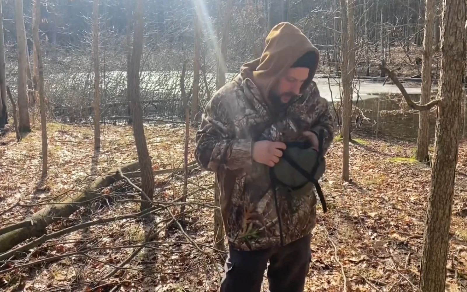 Essential items for forest hunting in early autumn 5