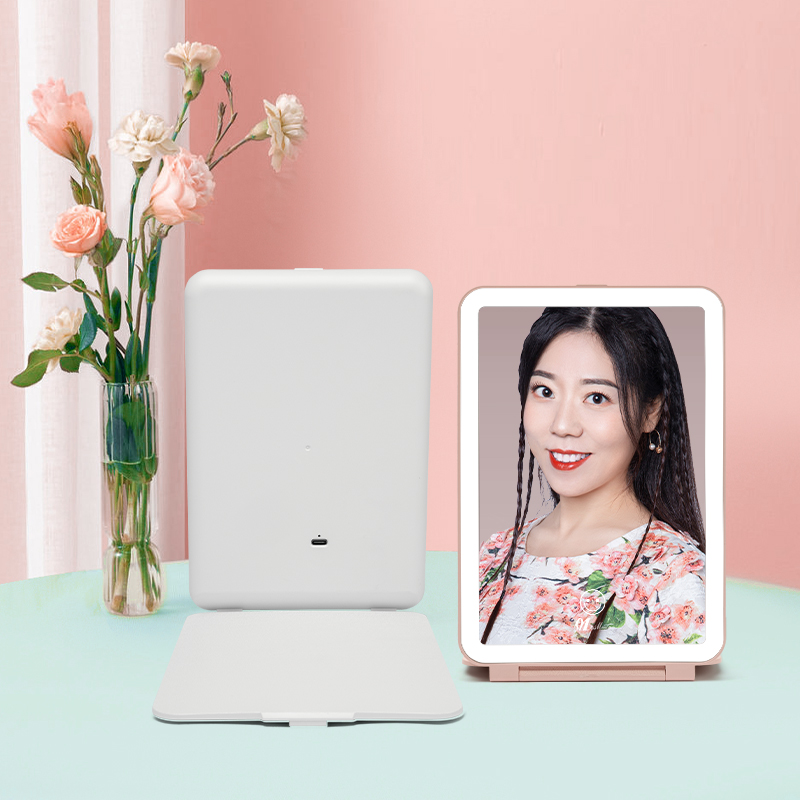 Desktop Folding Mirror With LED 1