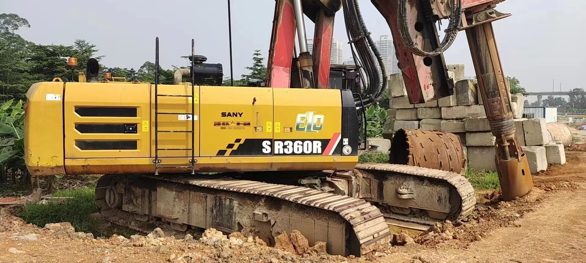 Maquinaria de minería pesada usada Sany SR360 de alto rendimiento de marca china para perforación rotativa de cimientos profundos 1