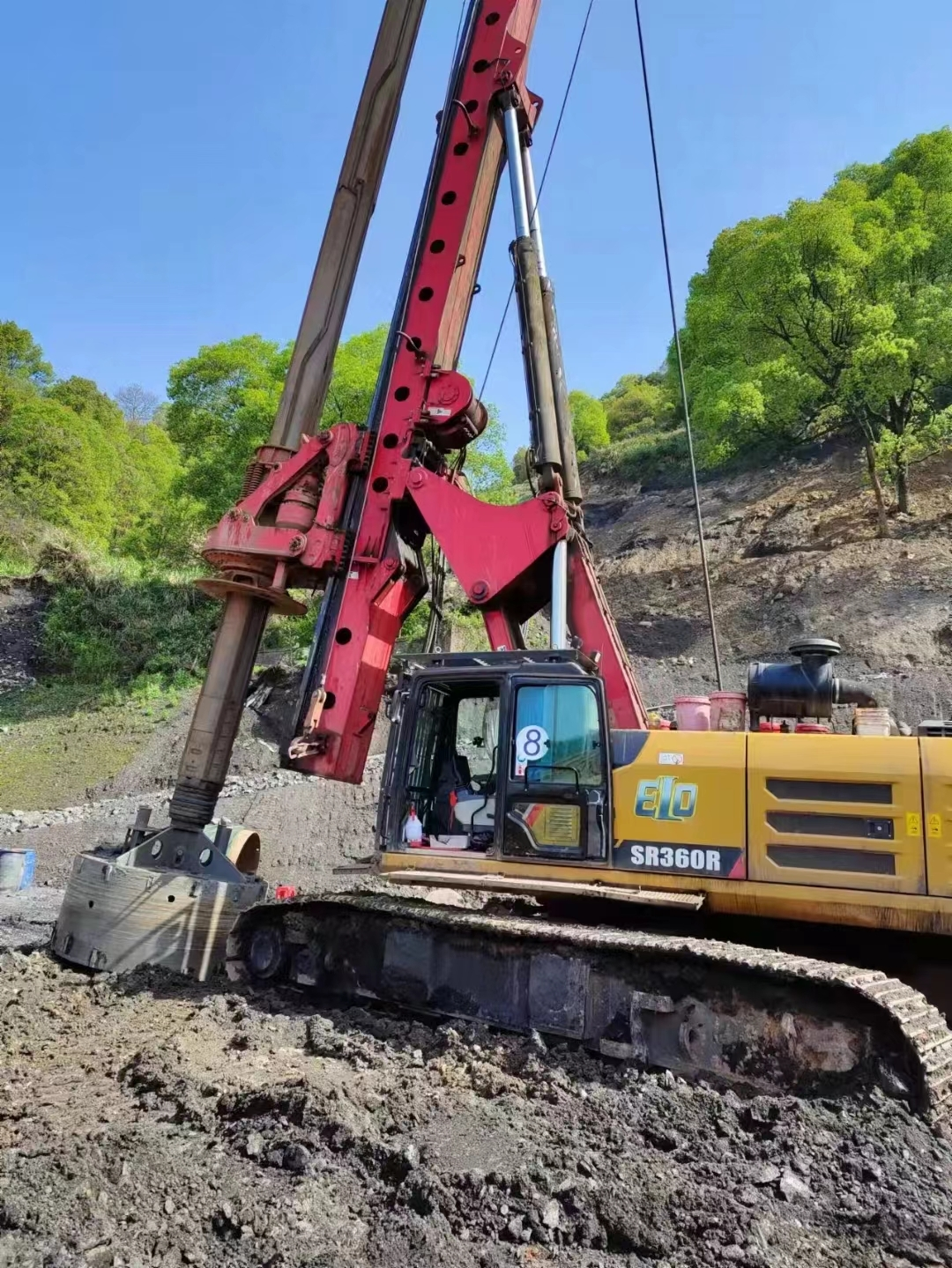 Plate-forme de forage rotative portative de qualité supérieure d'occasion en Chine SANY SR360 avec le meilleur prix d'usine pour divers projets à grande échelle 1
