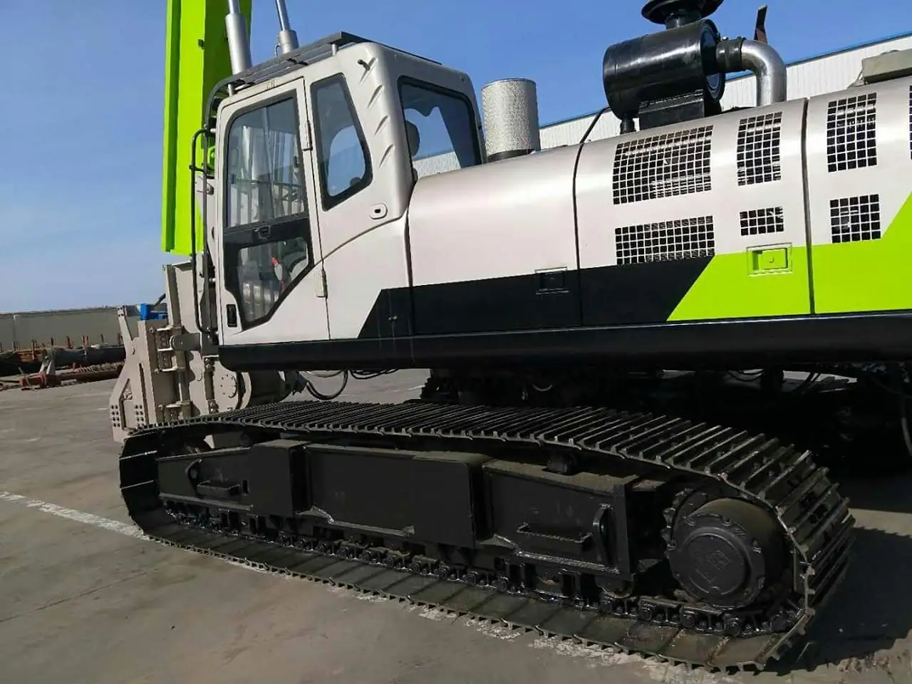 Equipo de perforación rotativa ZOOMLION usado en buenas condiciones, máquina de hinca de pilotes ZR160A para varios proyectos a gran escala 1