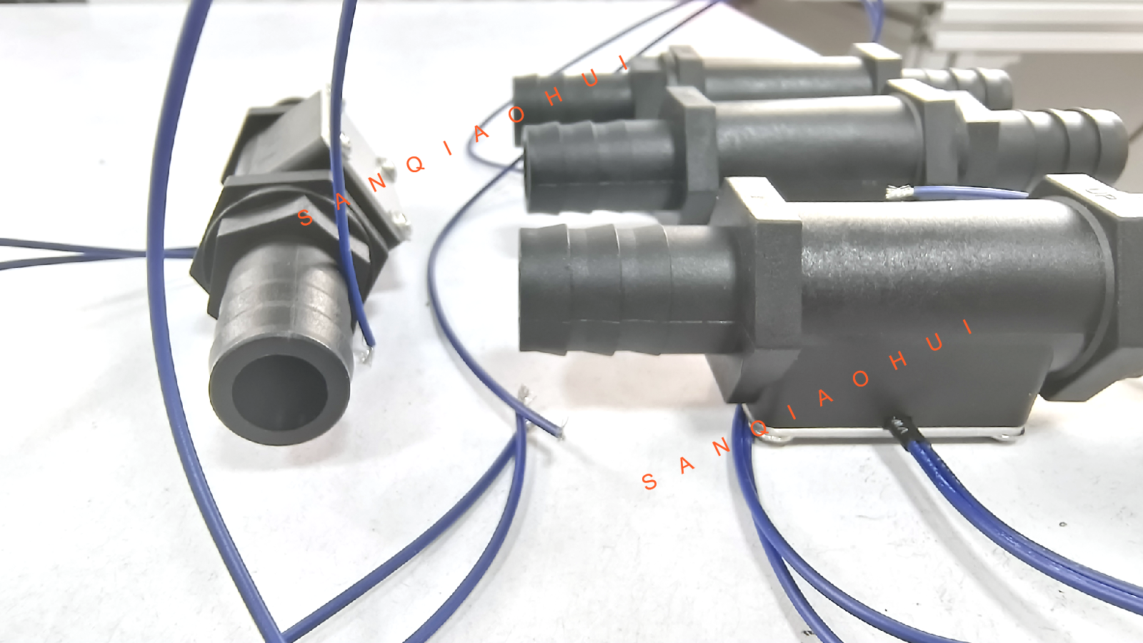 Sanqiaohui produisant des capteurs de débit d'eau 1/2 + 3/4 pouces Barb 3