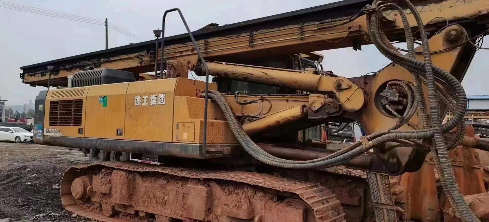 Used XCMG XR180D rotary drilling rigdrilling method rotary drilling rig tool for various large-scale projects 1