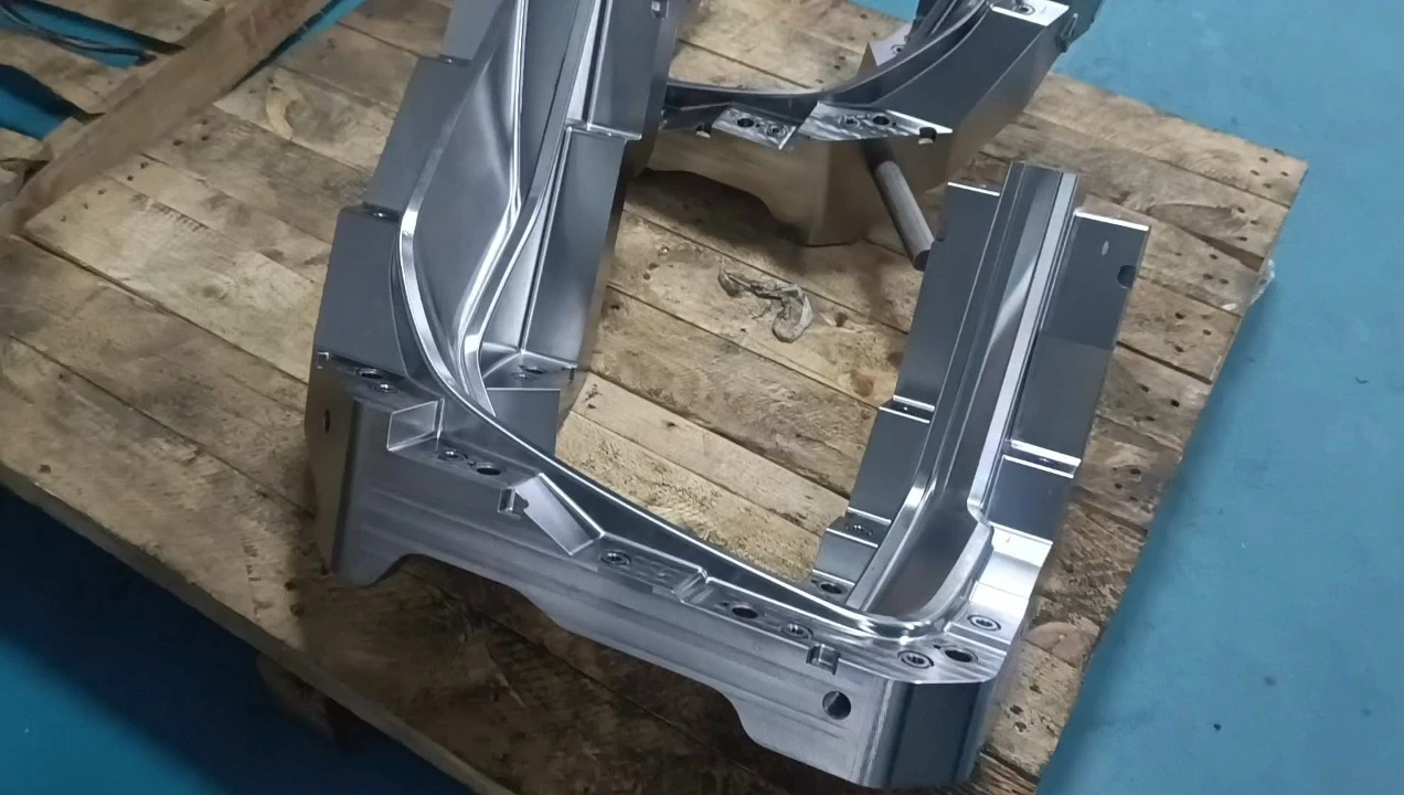 Precision CNC Machining for High-Quality Carbon Fiber Auto Mold​ 1