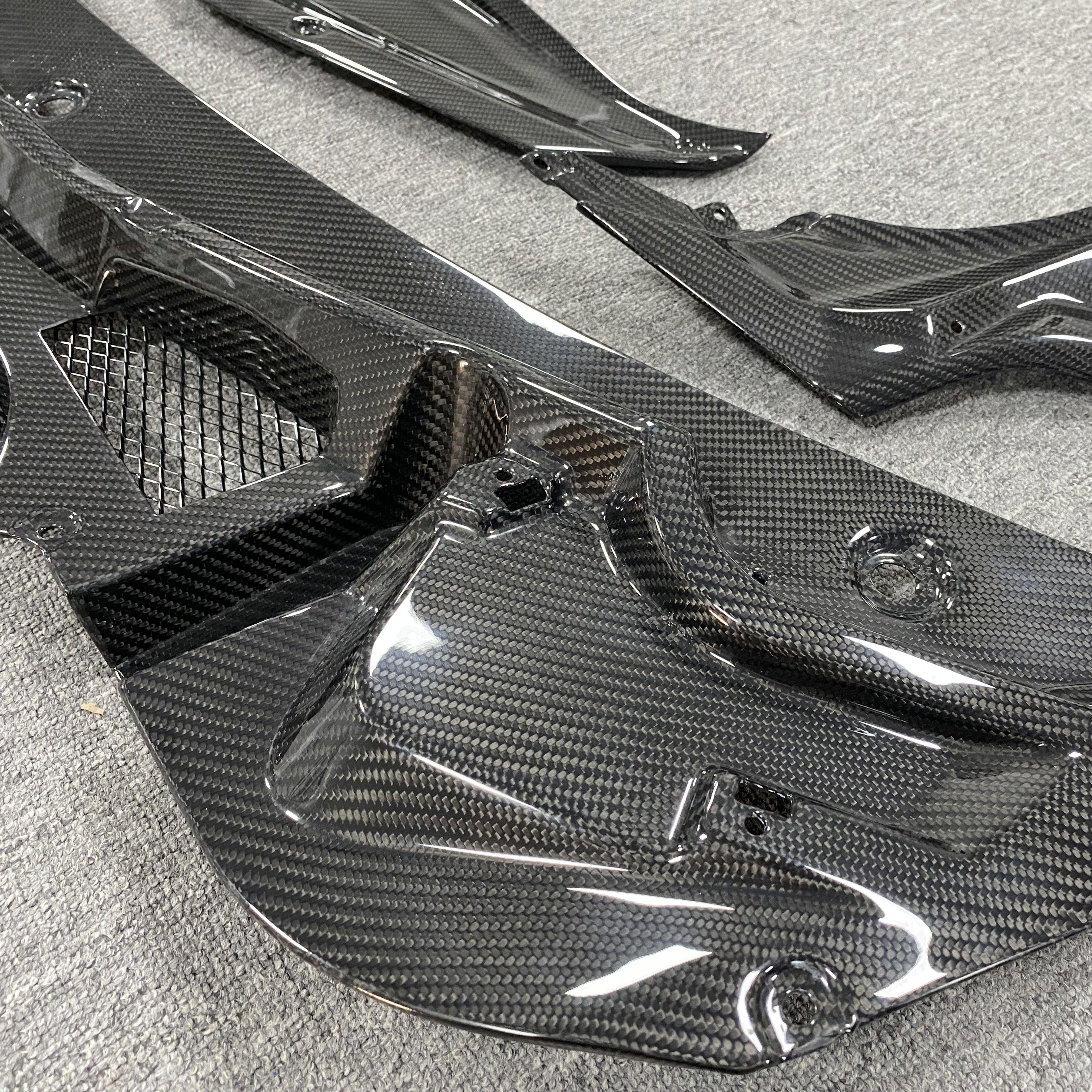 Kit bagagliaio anteriore Lamborghini Aventador 2011, prodotto in fibra di carbonio OYA lucido 3K Twill 8
