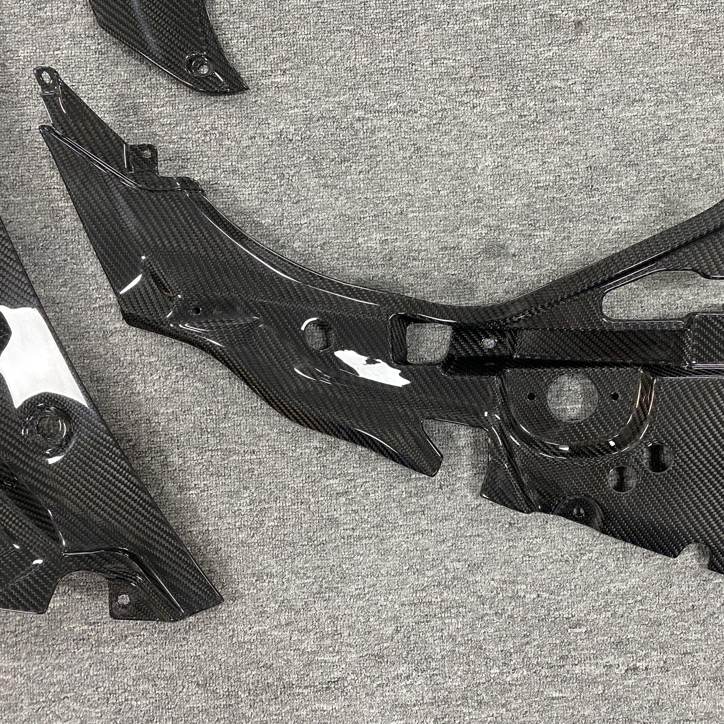 Kit bagagliaio anteriore Lamborghini Aventador 2011, prodotto in fibra di carbonio OYA lucido 3K Twill 6