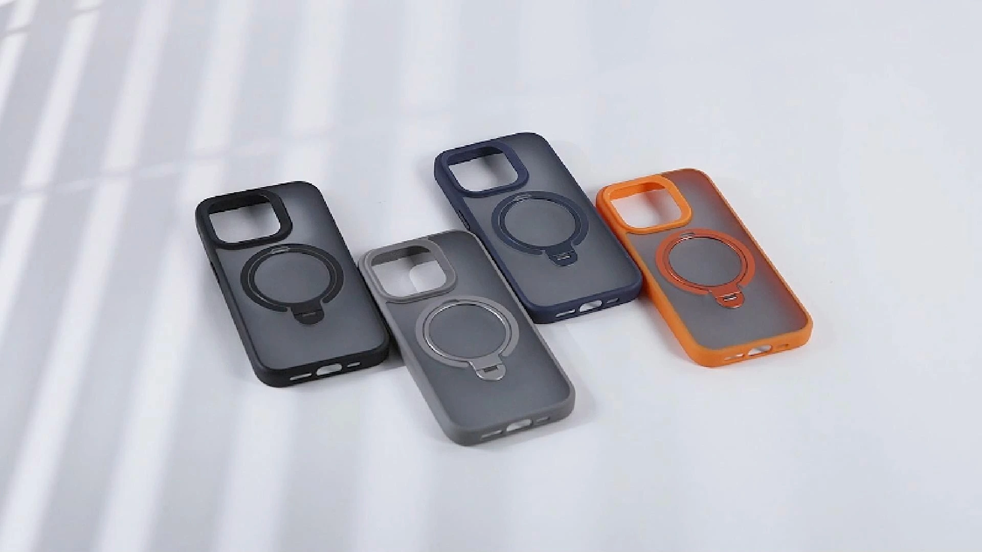 Magnetische, stoßfeste Handyhülle mit Ständer und Kameraring für iPhone 15 Pro max 1