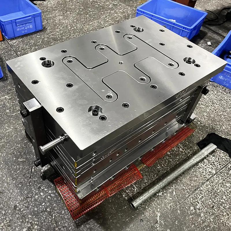 Wholesale Multi Cavity Mould Base for Industrial 4