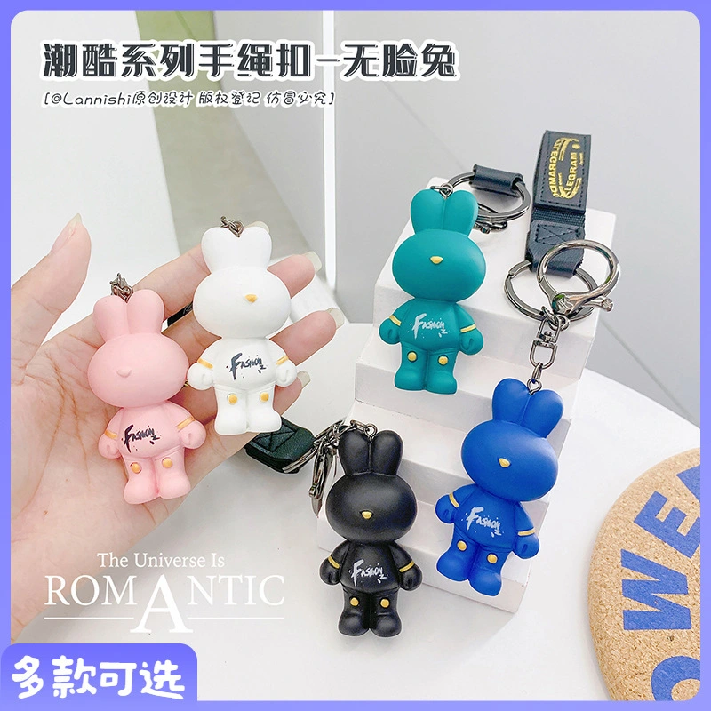 Custom Custom Resin Keychain Non Fading and Non Oil Removing RanHong 6