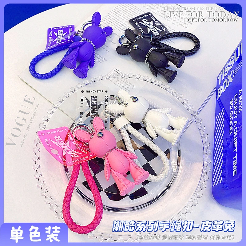 Custom Custom Resin Keychain Non Fading and Non Oil Removing RanHong 3