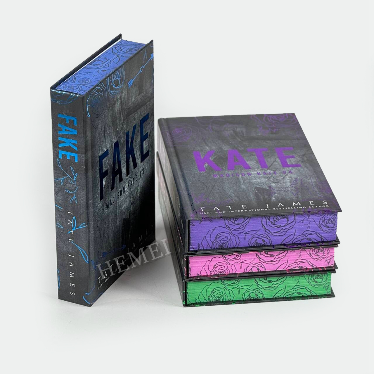 كتب فاخرة مطبوعة حسب الطلب، ذات أغلفة صلبة وحواف مميزة. 1