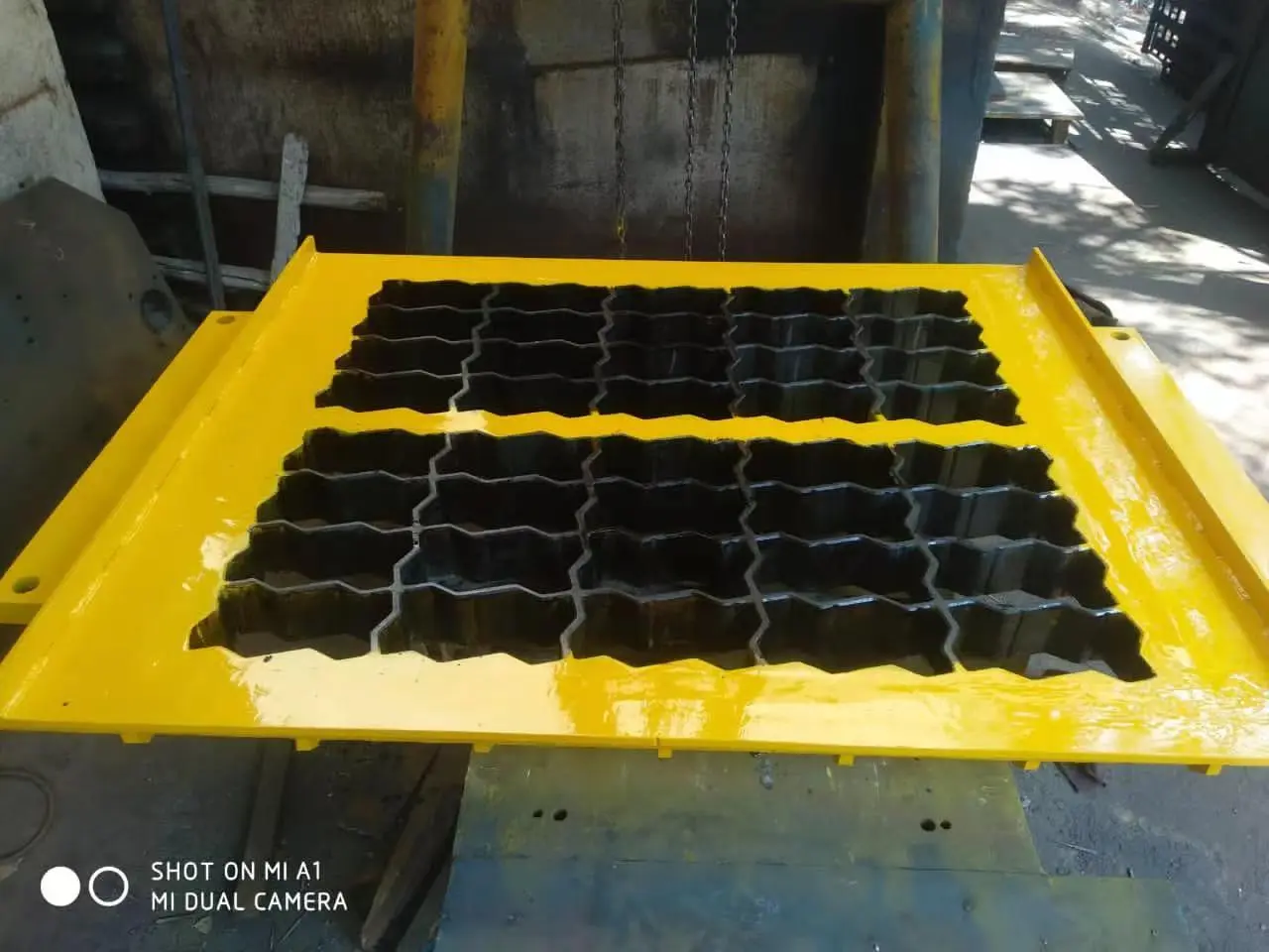 Factory Direct Sale Durable Curbstone Block Mould for Various Paver  Block Mould 1