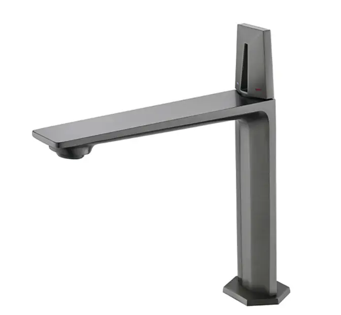 Shining Elegance: The Beauty Of Brass Faucets 1