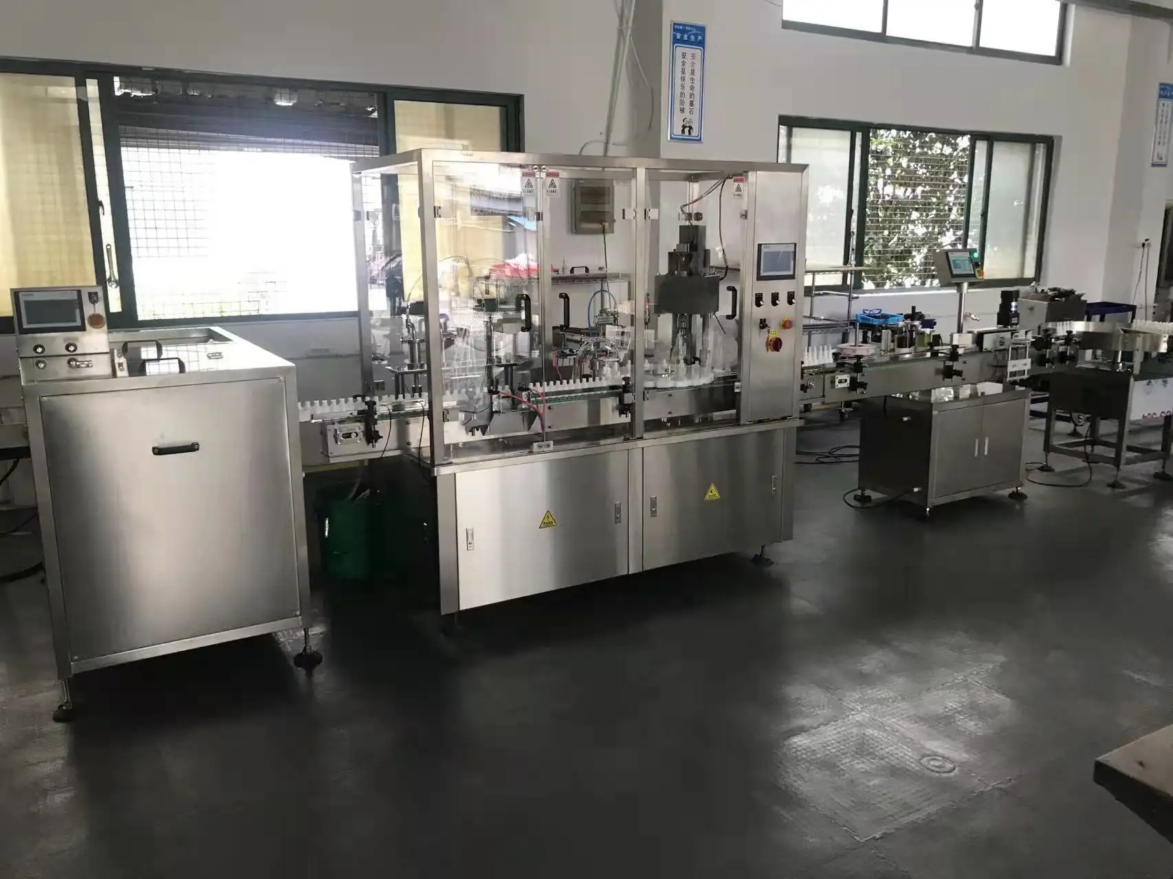 Monoblock Filling and Capping Machine Automatoc Filling and Stoppering Machine - - SUPM 8