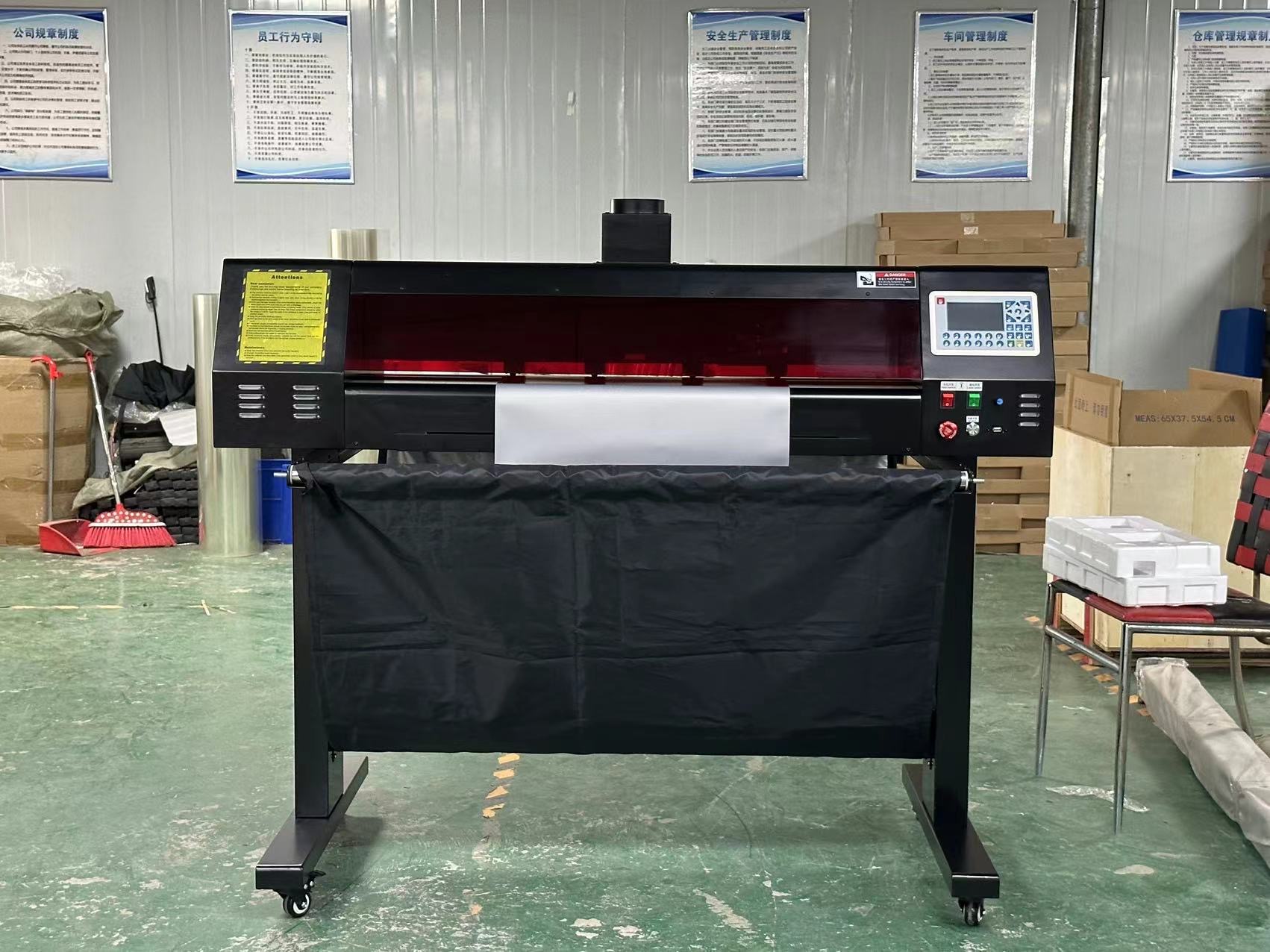 the new vinyl cutter by laser can cut 1.8mm thickness 