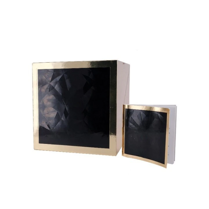 Elegante caja de cosméticos con diamantes dorados 1