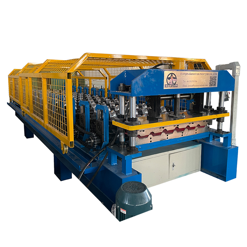 IRONSTAR PBU panel roll forming machine in America 1