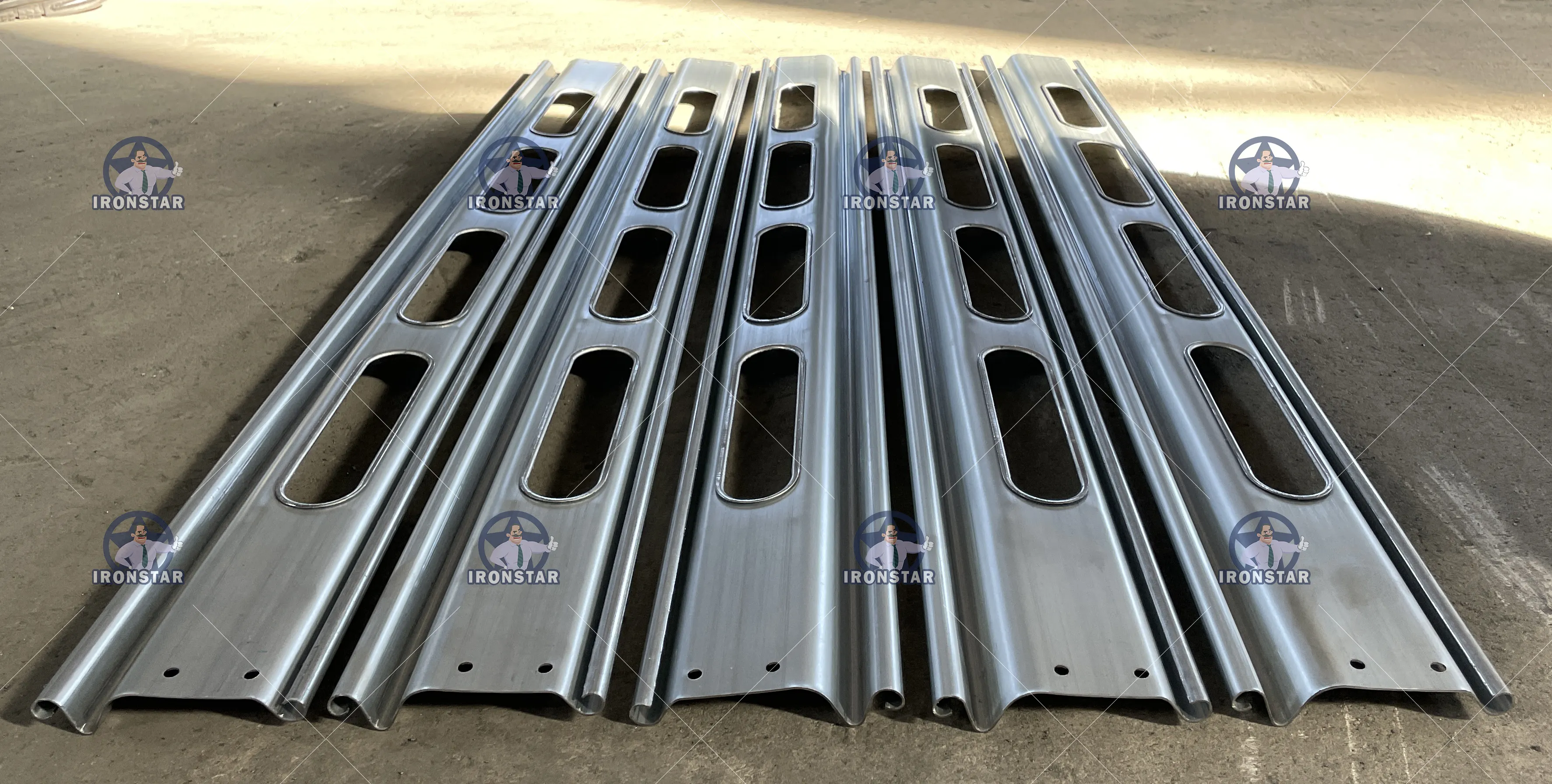 IRONSTAR Roller Shutter Machine for Sale 40 Working Daysfor Sale 3