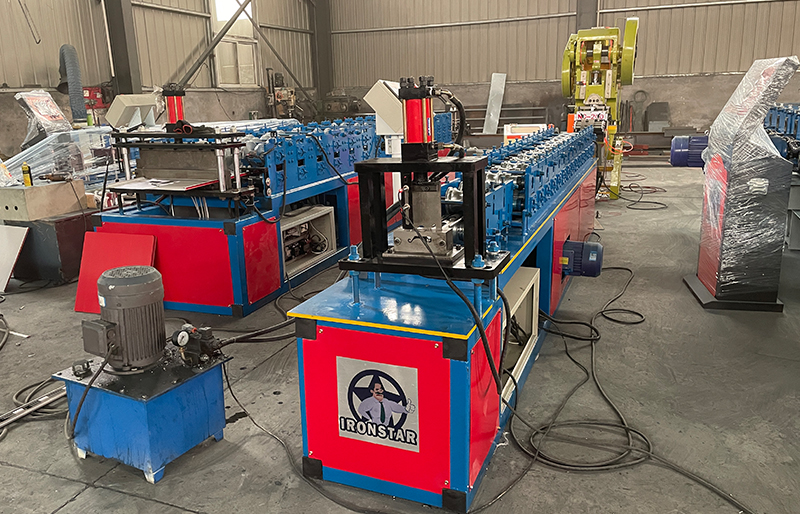 IRONSTAR 79mm perforated rolling shutter door roll forming machine in Trinidad and Tobago 3