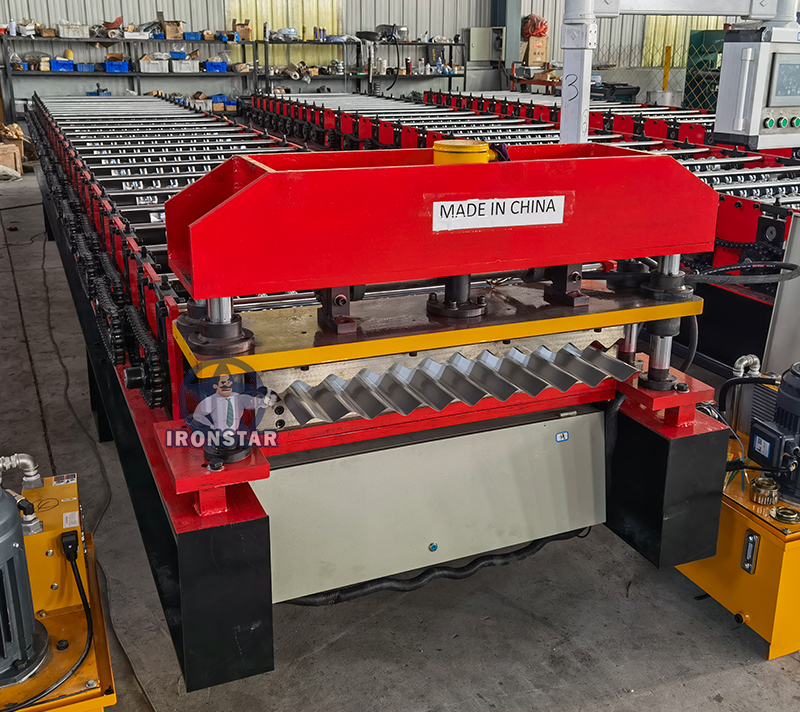 Machine de formage de rouleaux de tôle de toit ondulée IRONSTAR 762 800 0,13-0,4 MM en Afrique 3