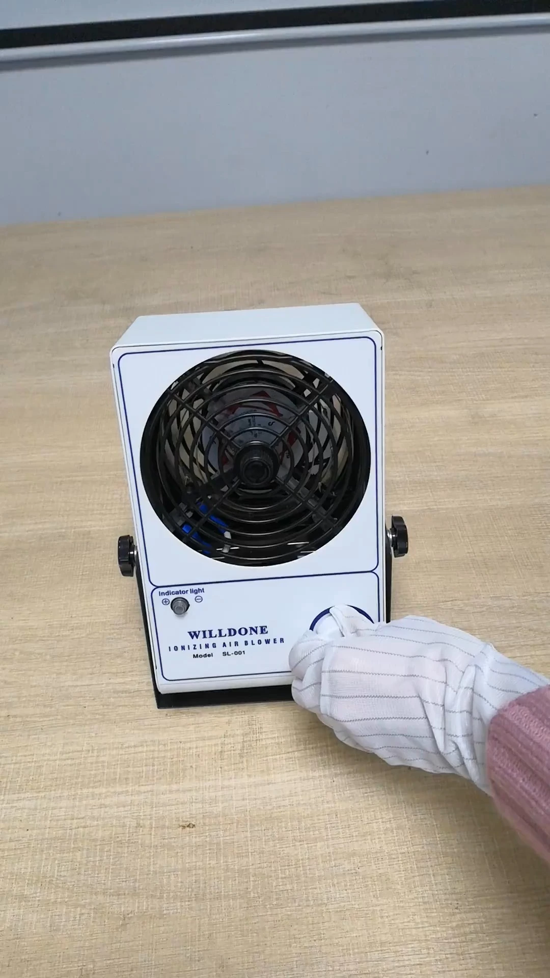 Willdone คุณภาพสูง SL-001 Anti-Static Ionizer Air Blower Ion Fan สำหรับการป้องกัน ESD 1