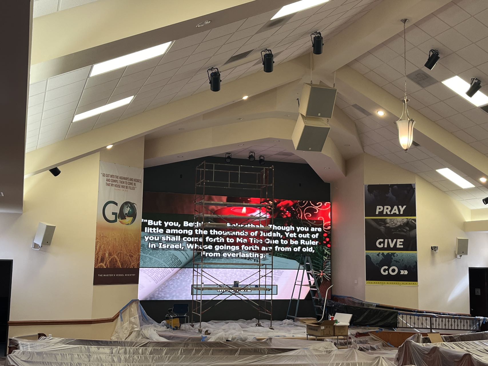 Pantalla LED de interiores Paneles publicitarios para el servicio de servicio para la iglesia/exposición 5