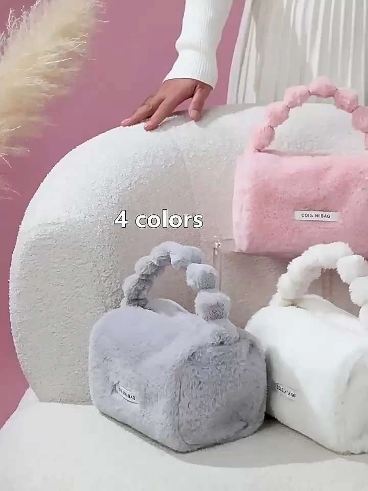 2024 New Zipper Closure Cute Letter Pattern Women's Faux Rabbit Fleece Travel Cosmetic Bag Plush Makeup Bag With Handle 1