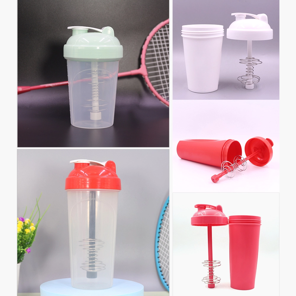 Shaker do białek z metalowym blenderem 1