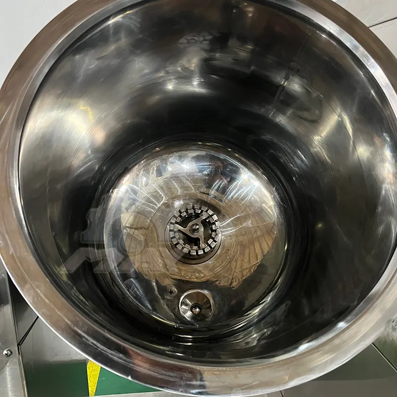 Vacuum Emulsifier by MAXWELL 3