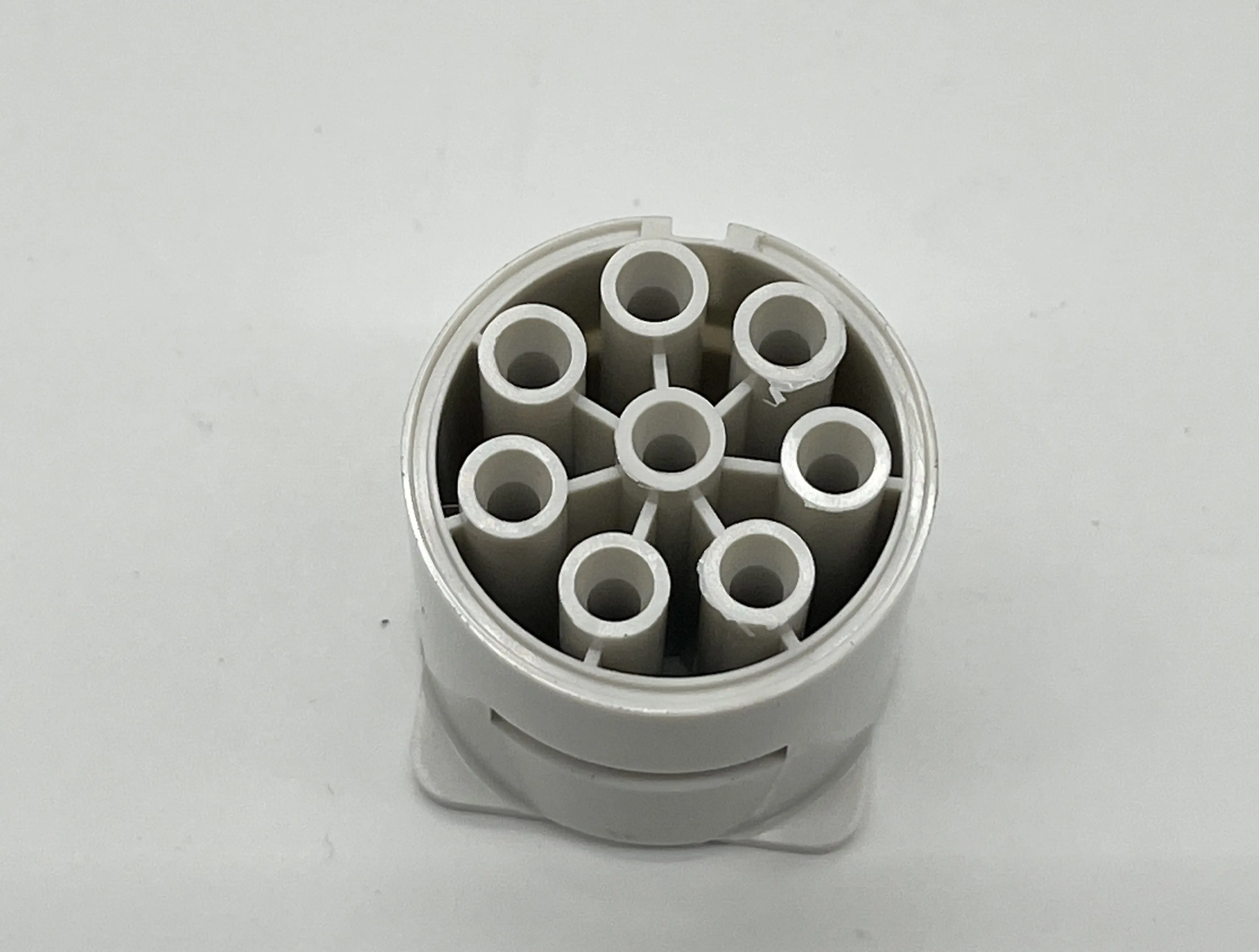 Medical Injection Parts - - Pioneer Plastech 1