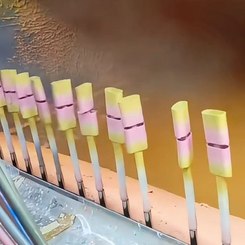 Automatic Spray Coating Equipment For Plastic Parts 1