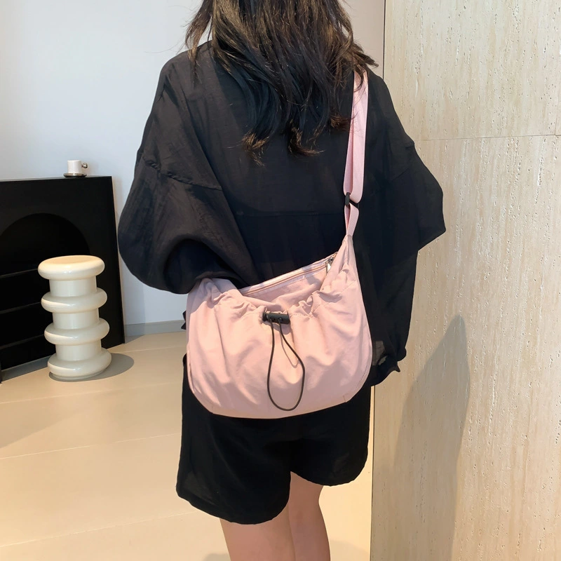 New single shoulder crossbody bag trend travel large capacity handbag Korean Oxford cloth shopping bag 1