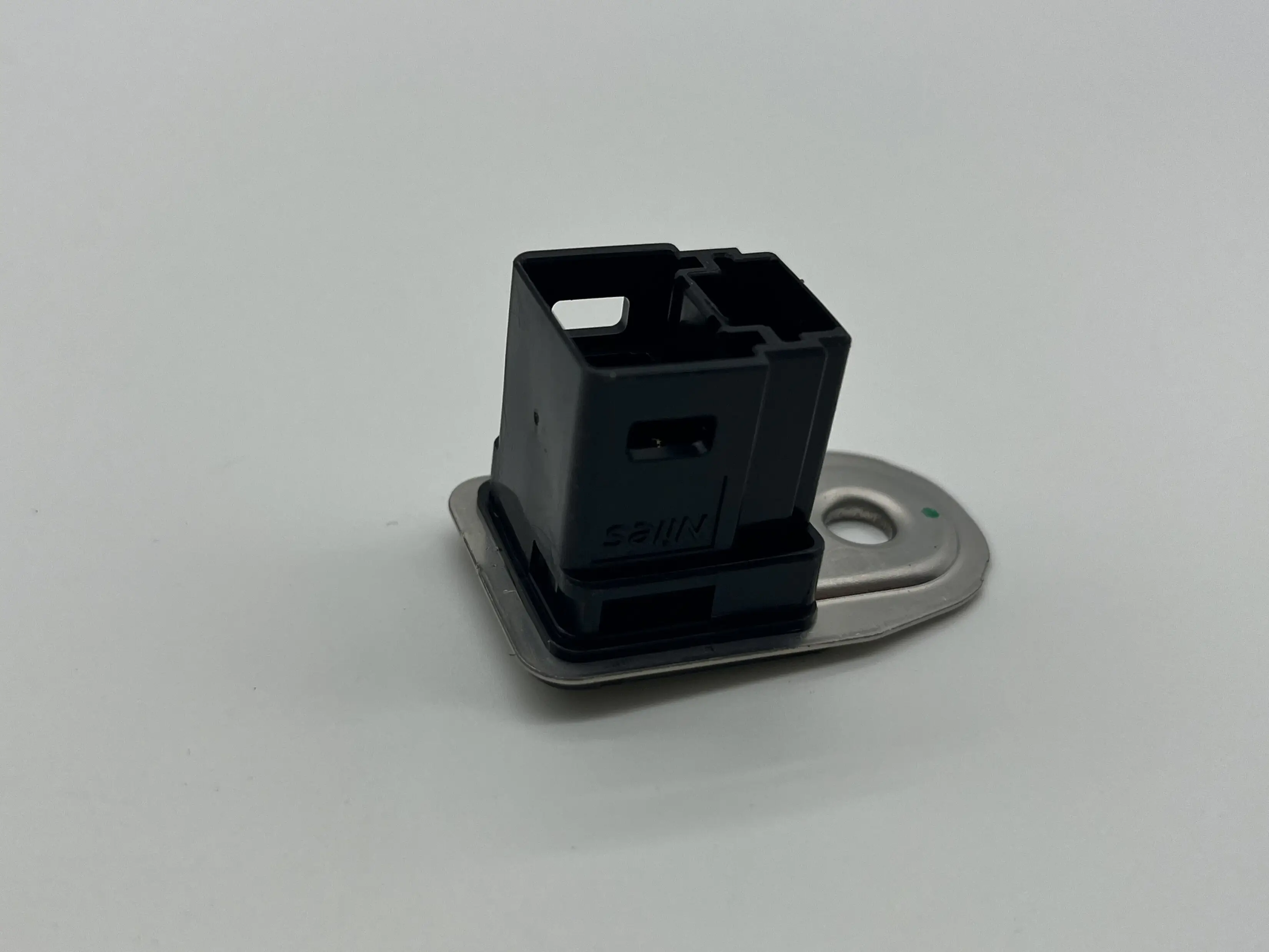Injection Molding Automotive Industry by Pioneer Plastech 5