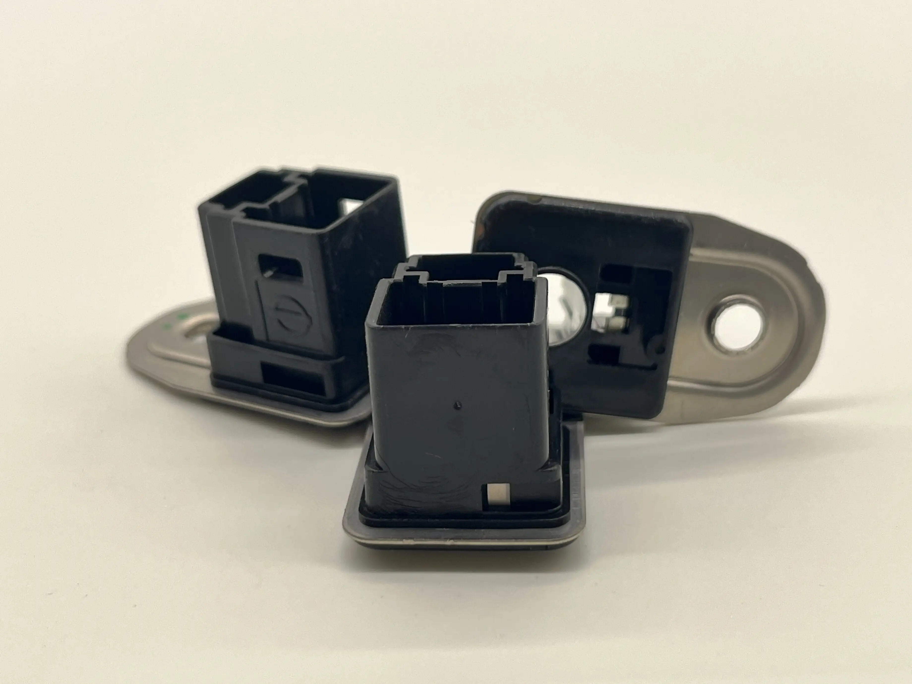 Injection Molding Automotive Industry by Pioneer Plastech 3