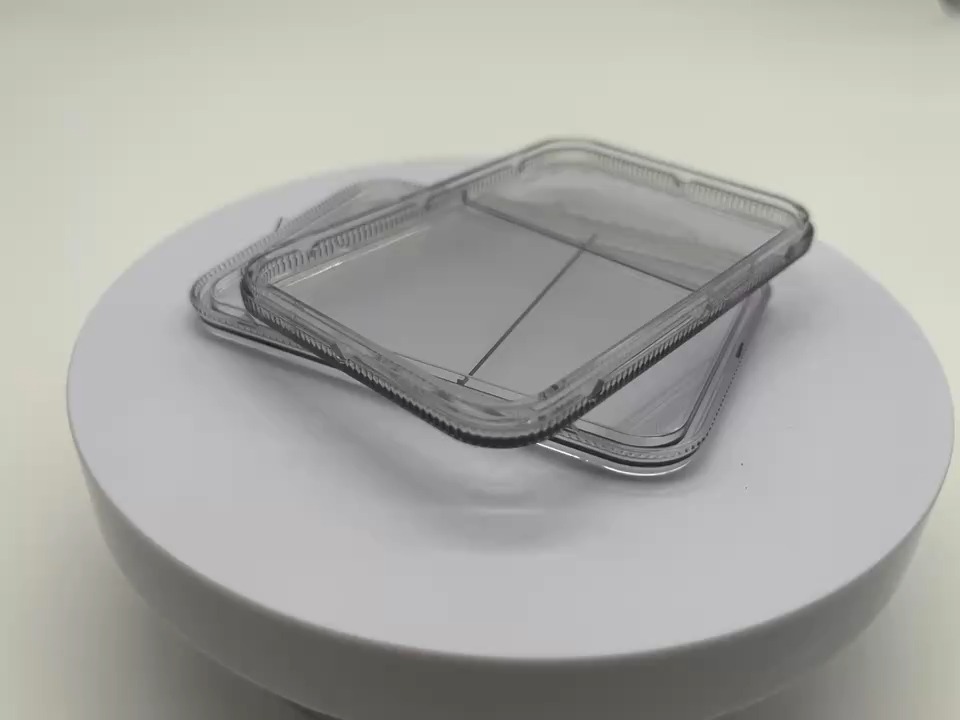 Composants plastiques électriques et électroniques innovants avec expertise en outillage d’injection 1