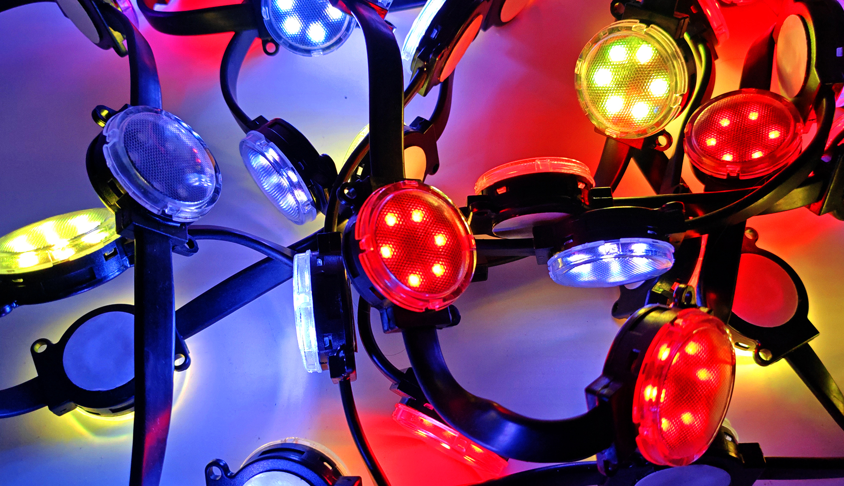 Shenzhen Xinhe Lighting Optoelectronics co., LTD a été créée en 2004