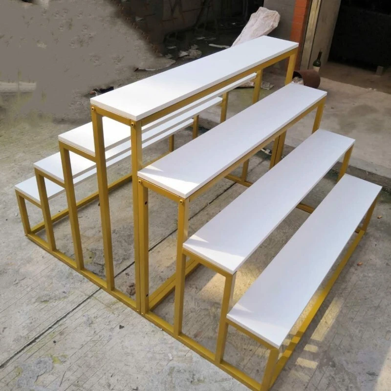 Ensemble de Table d'extrémité emboîtée, Design de magasin, porte-vêtements, montage de magasin, présentoir à vêtements doré, Table d'exposition pour magasin de vêtements 1