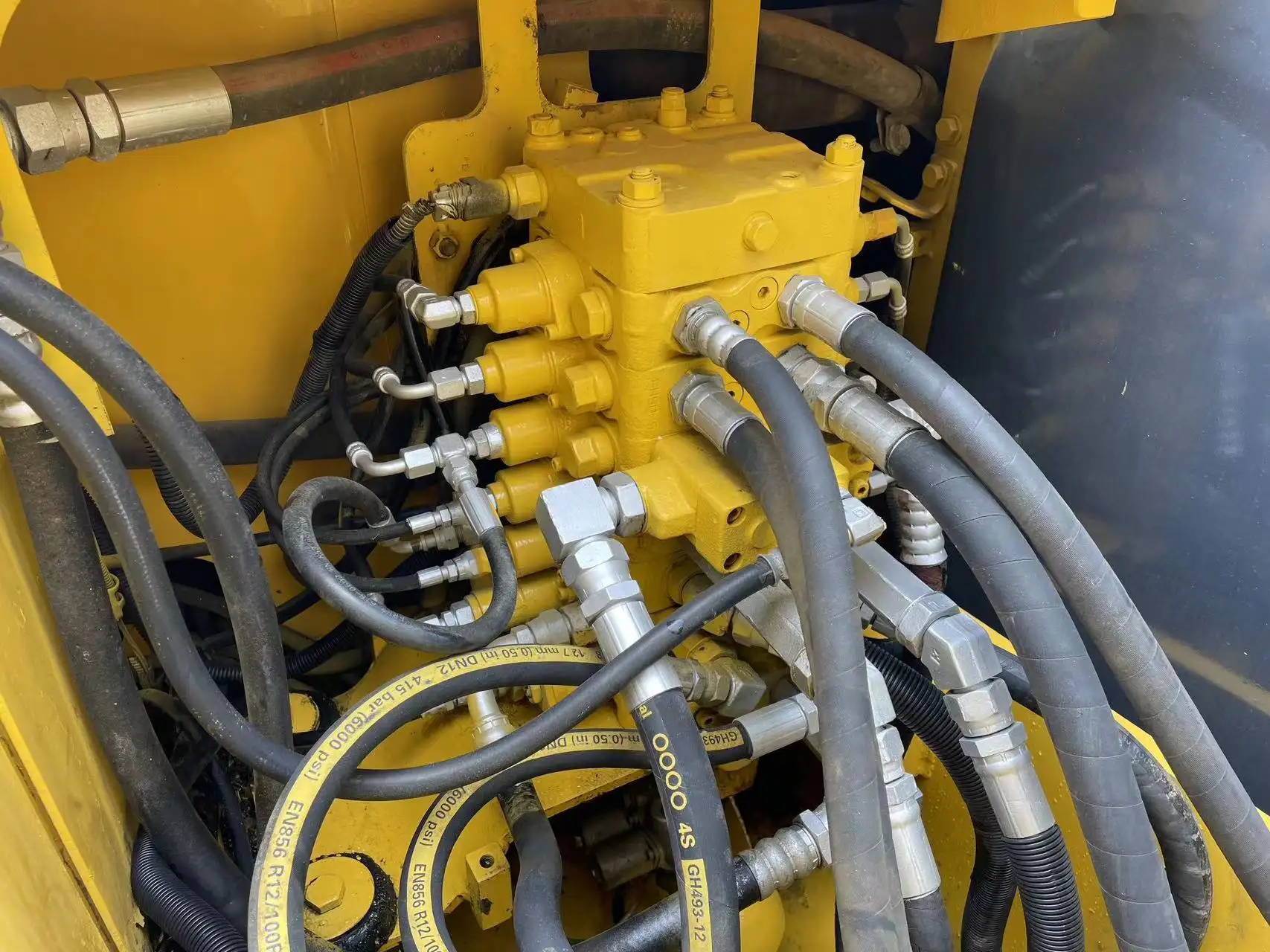 Used Komatsu Mini Excavator High Working Efficiency Crawler-typeseries 11