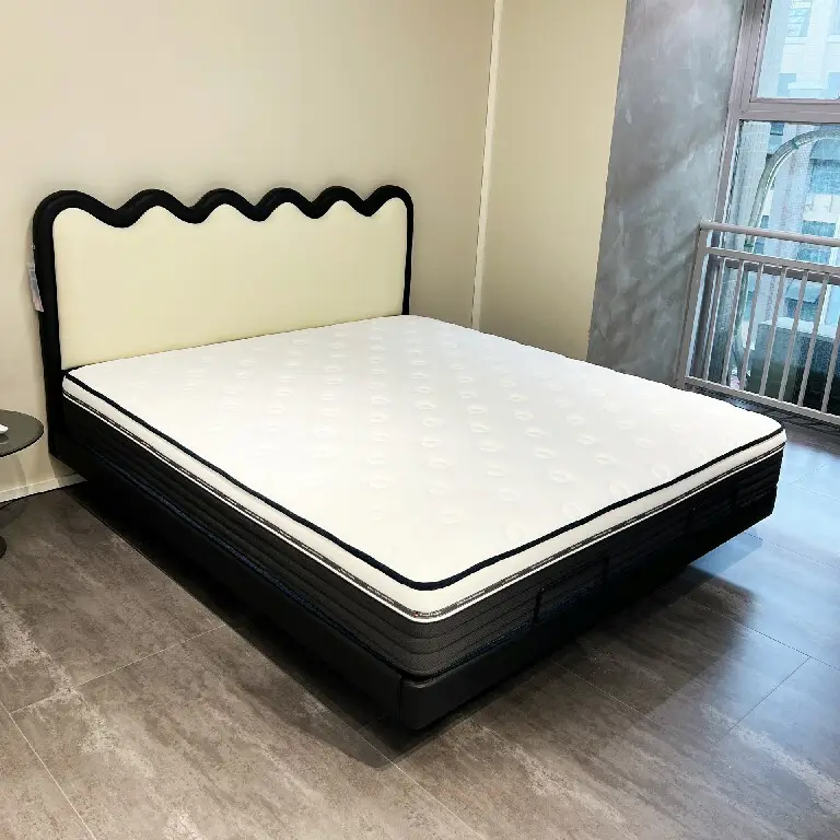 Firm Luxury Mattress - for Apartment - Joony Mattress 3