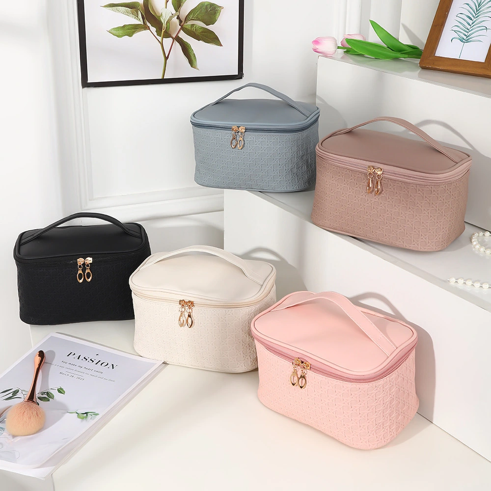 Korean simple PU leather makeup bag new woman Portable travel cosmetic bag waterproof Large capacity toiletry bag 1