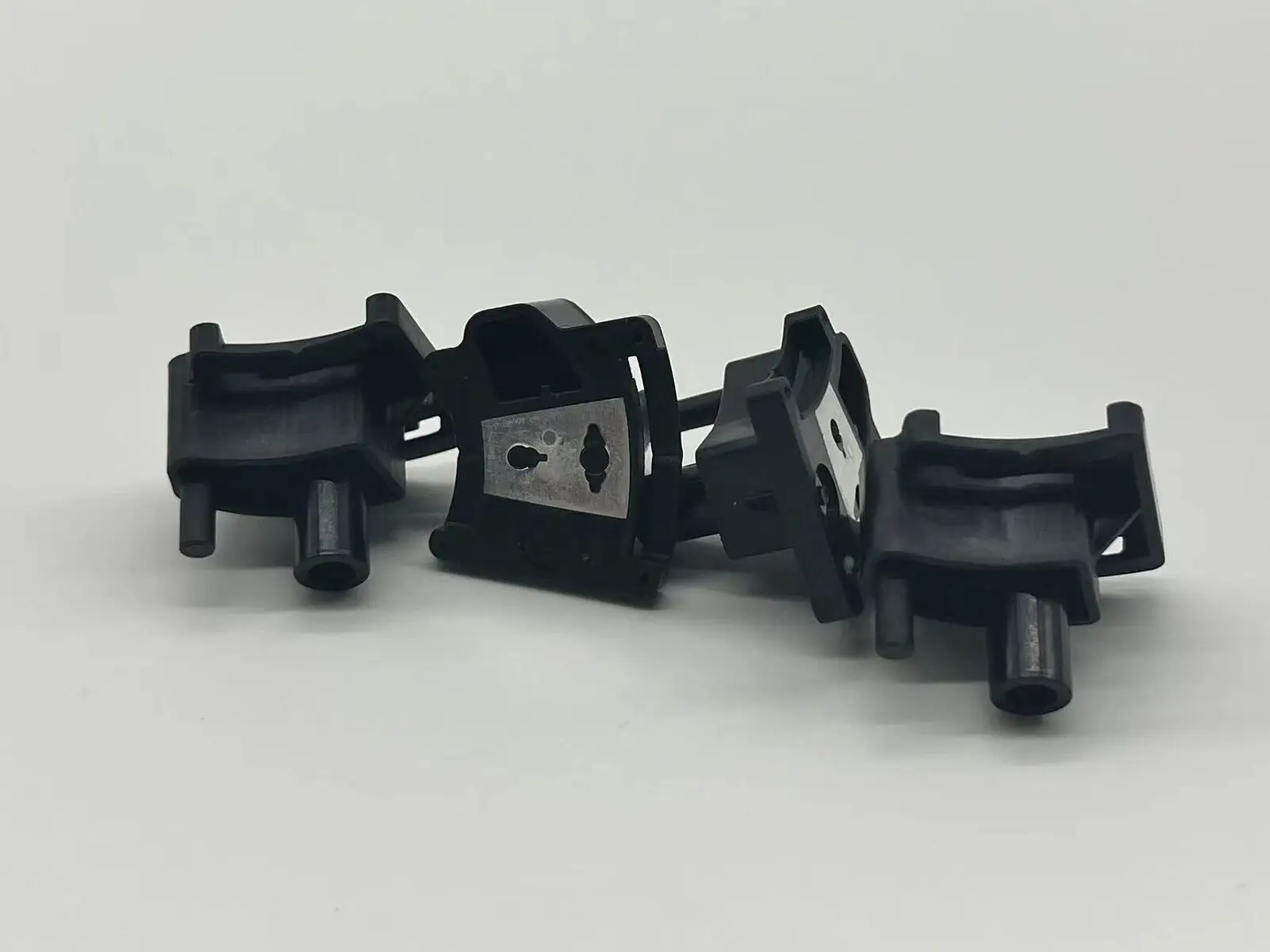 Injection Moulding Automotive Parts - - Pioneer Plastech-1 3