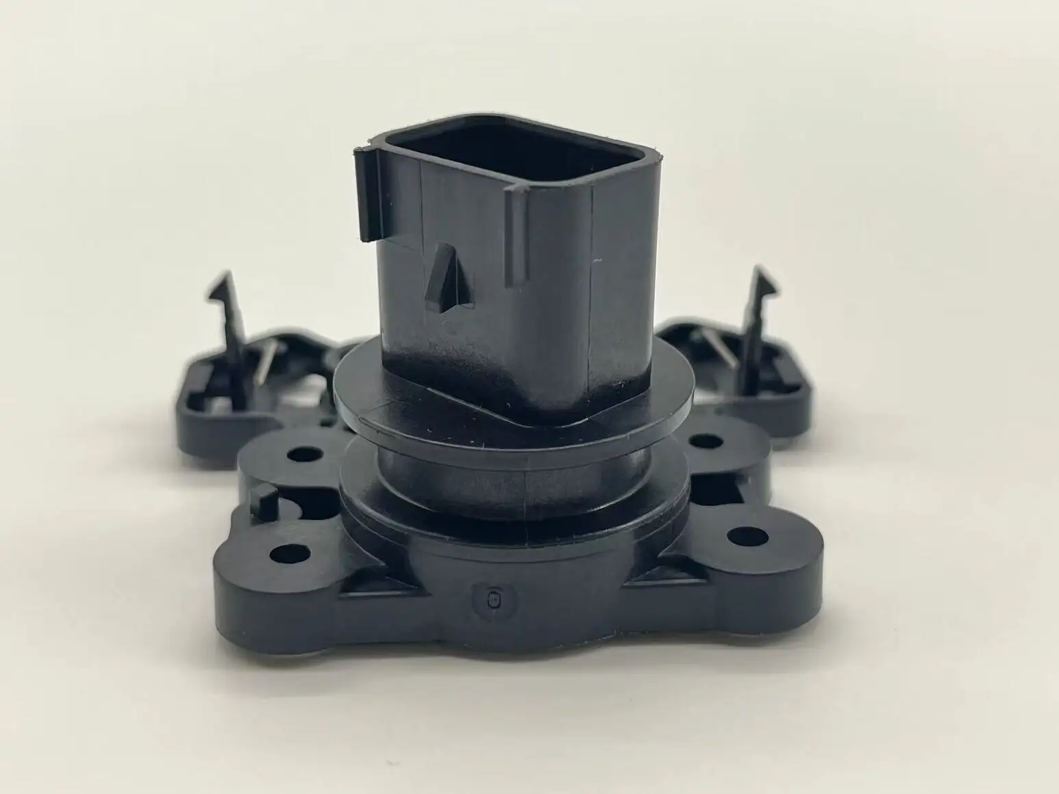 Automotive Injection Moulding Companies - - Pioneer Plastech-2 8