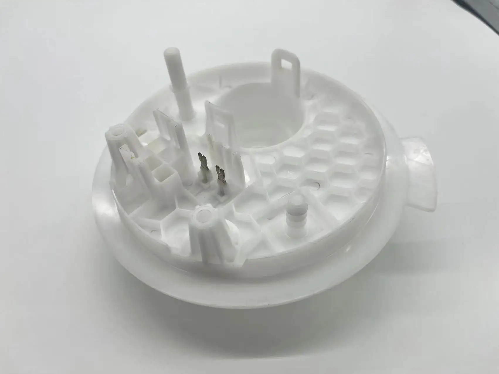 Automotive Injection Mould Manufacturer - - Pioneer Plastech 4