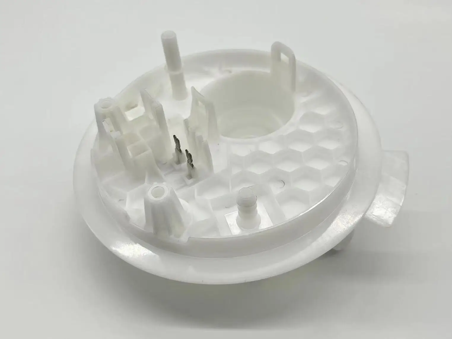 Automotive Injection Mould Manufacturer - - Pioneer Plastech 3