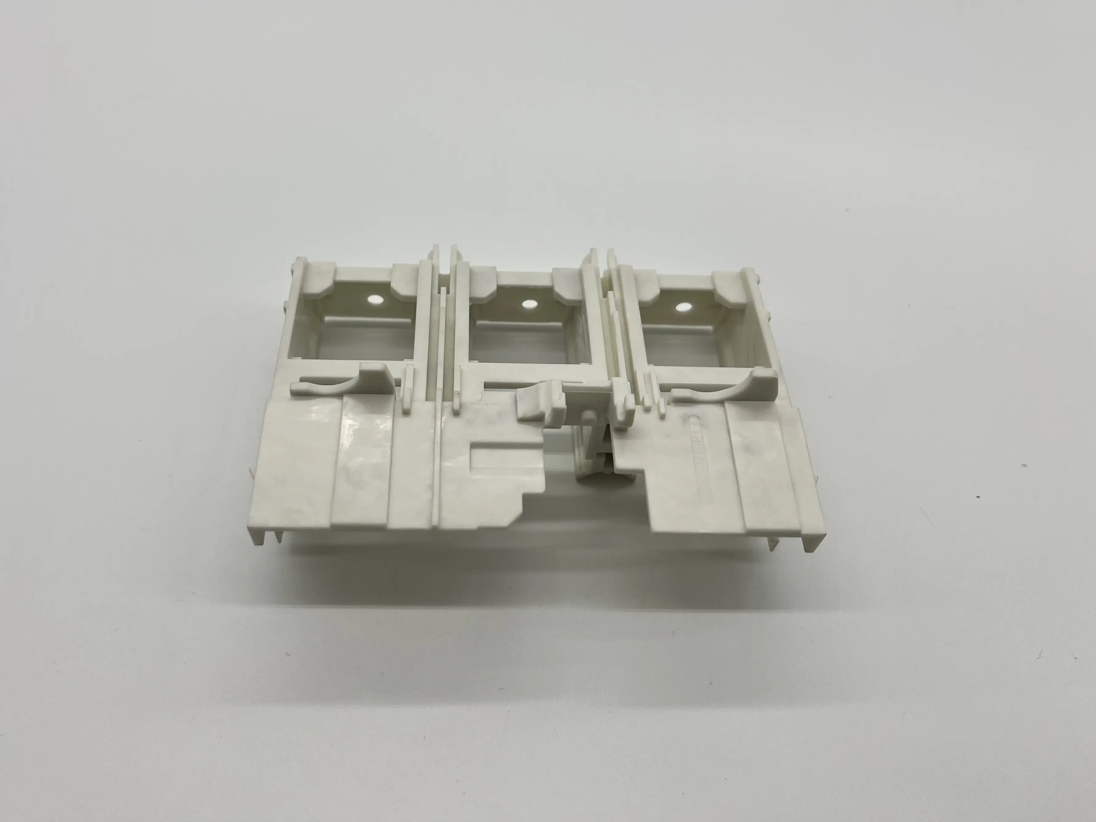 Automotive Injection Molding - - Pioneer Plastech-1 4