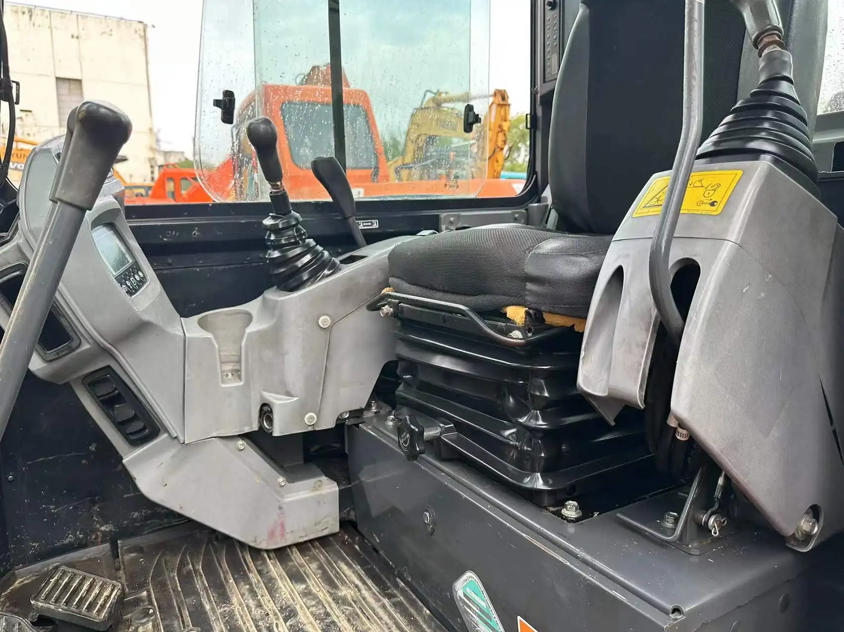 Second Hand Mini Excavators Factory Direct Supply for Mining Productionkubota 5